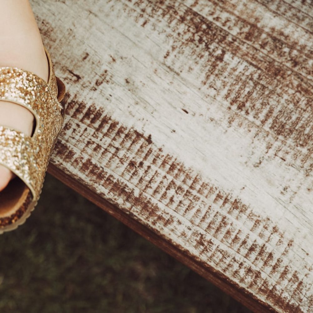 Girls Gold Glitter Slides, detail view 4